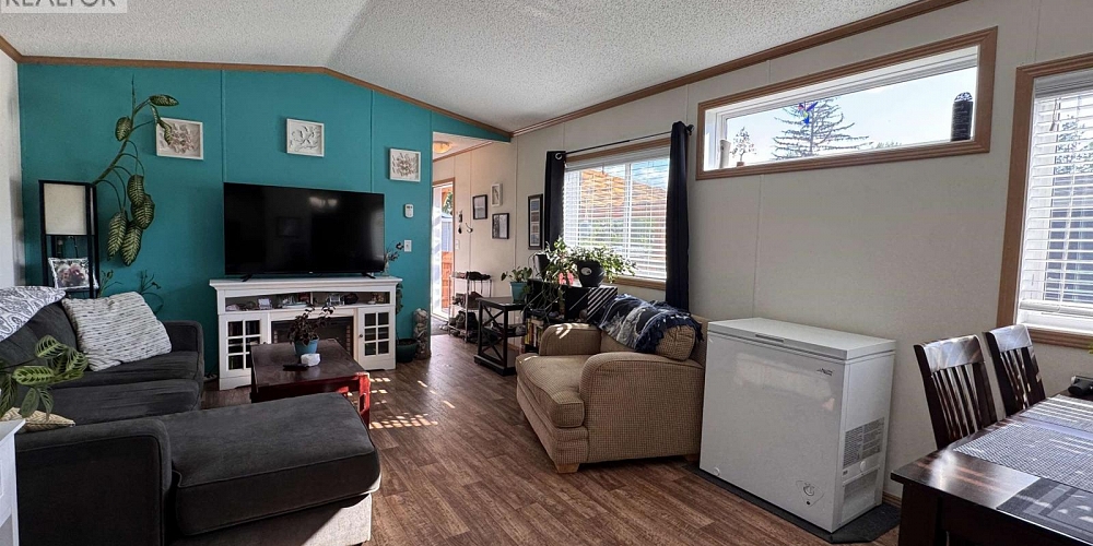 27 5204 ACKROYD STREET Terrace Photo 2 27 5204 ACKROYD STREET Terrace Photo 2